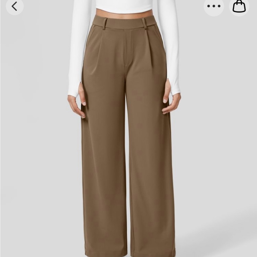 SOLD BNWT high waisted plicated pockets straight leg work pants